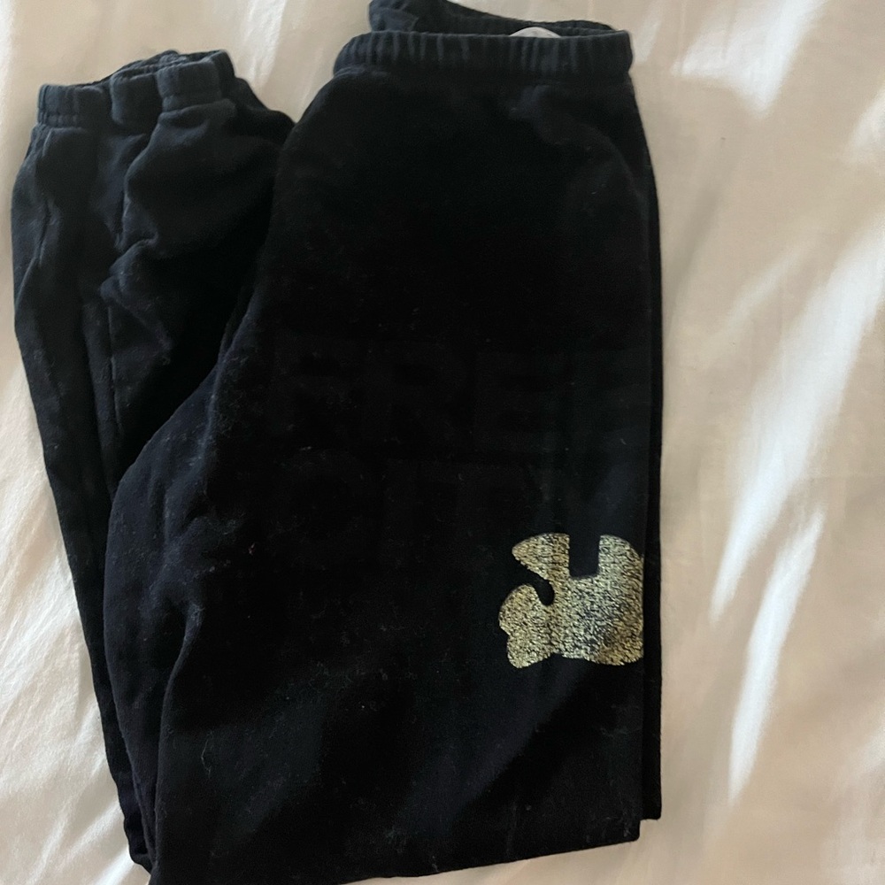 FREE CITY SWEATS